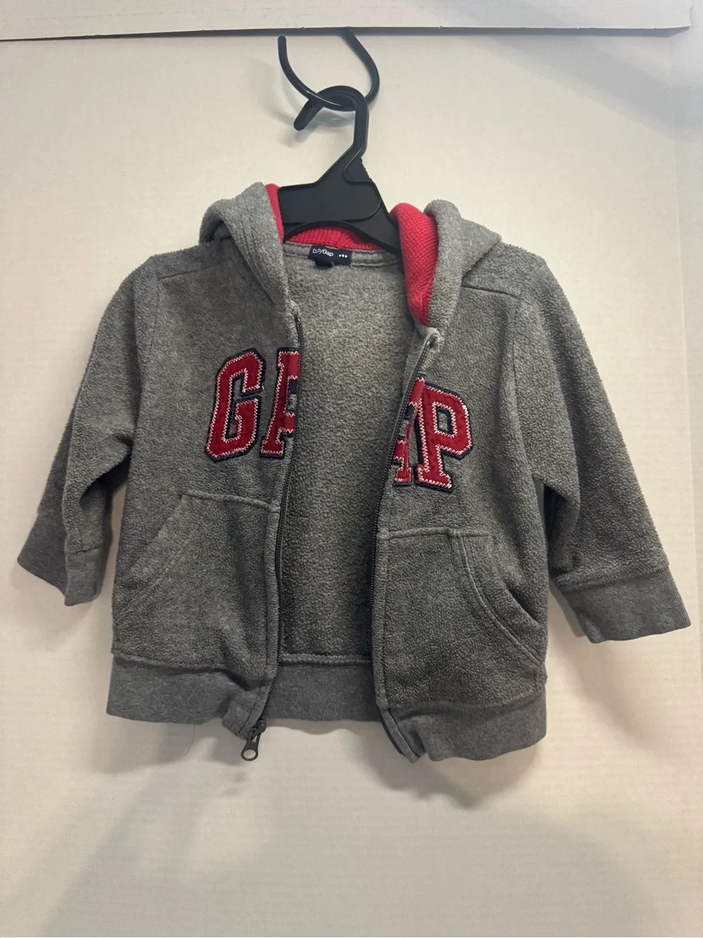 GAP cozy gray